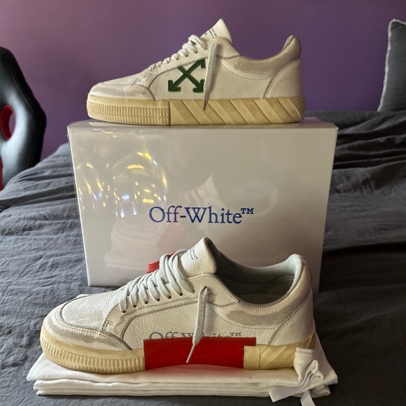 Off White Shoes - Picture 3 of 7